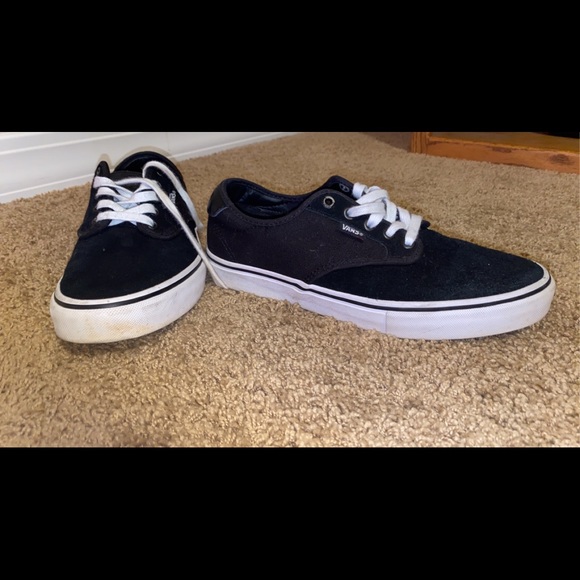 Black Low Skating Vans - Picture 1 of 3